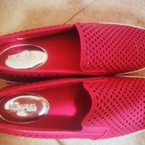 Michael Kors Keaton slip on ultra pink Sneakers lasered leather size 6.5